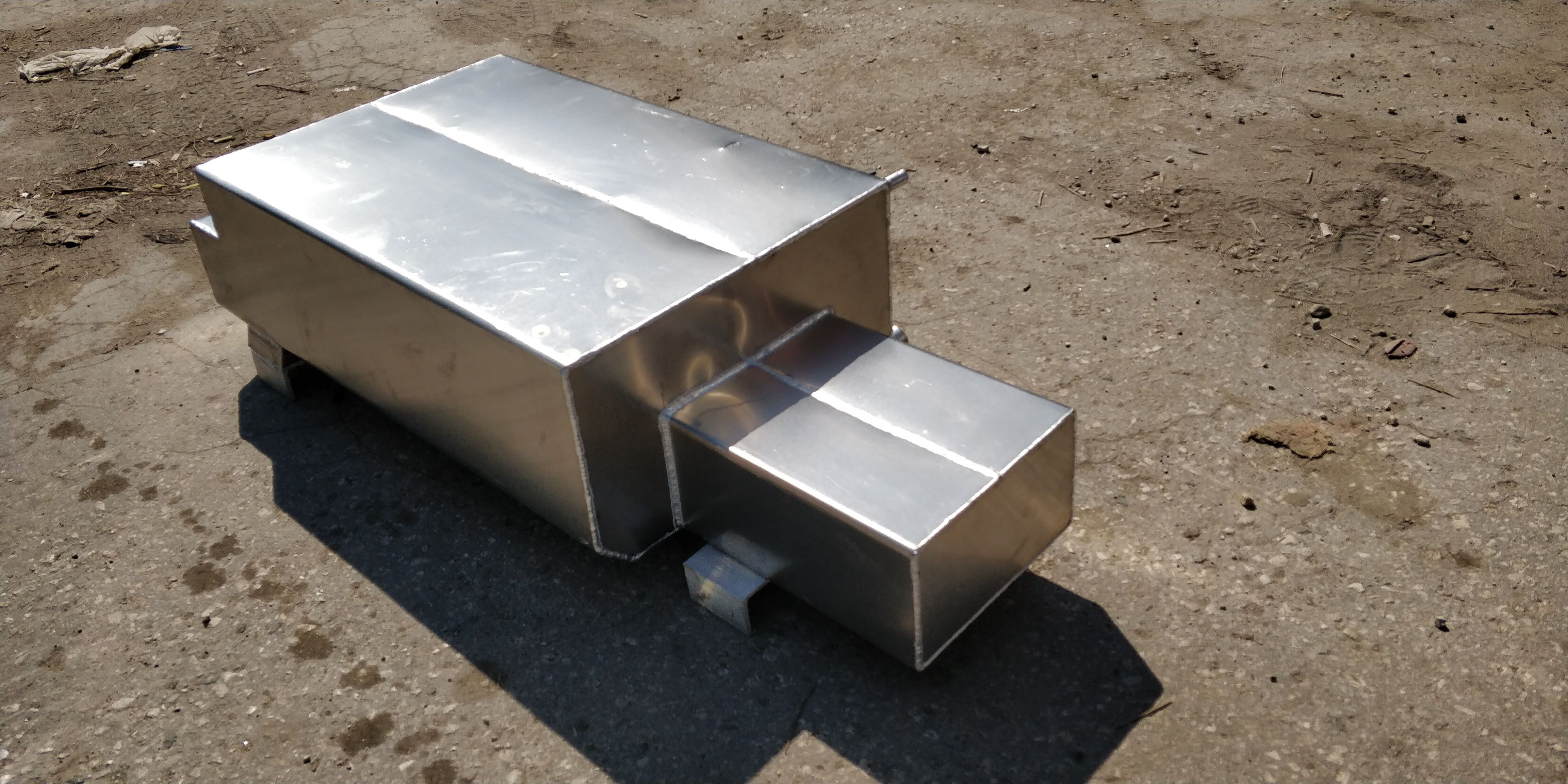 Топливный бак Toyota Coaster, 90+90 л